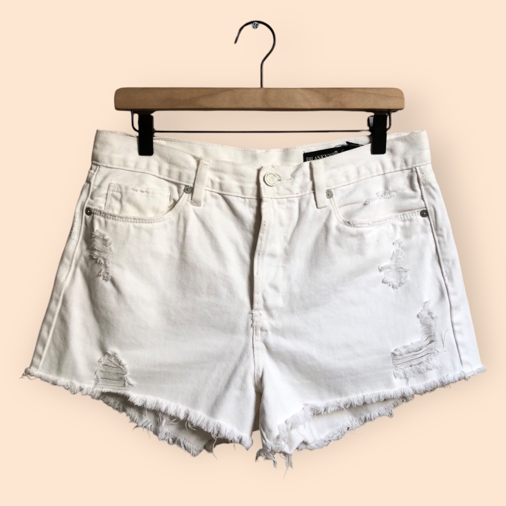 BLANK NYC White Distressed High Rise Denim Shorts Summer Casual Women’s Size 30